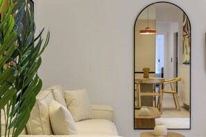 Living area - Acropolis Loom Suite (Athens)