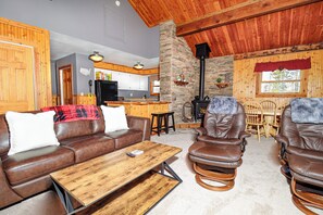 Smart TV, fireplace, video games