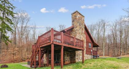 Come stay! Sam's Cabin is a genuine mountain treasure.
