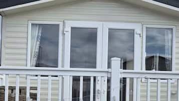 Cabin | Exterior detail