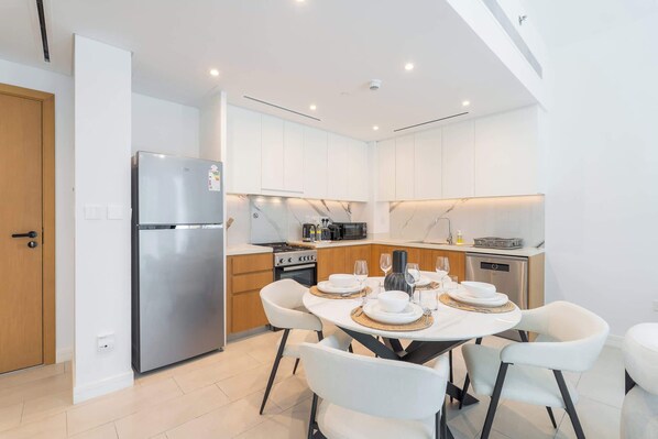 Fridge, microwave, stovetop, toaster