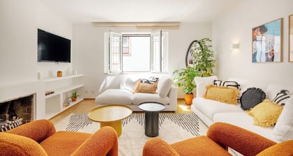 Blue Tide - Two Bedroom Apartment