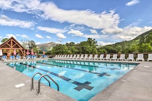 House (2 Bedrooms) | Interior - Resort Cabin With Private Hot Tub! (Sevierville)