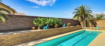 'coyote Casa' w/ Mtn Views in Tuscon Desert Oasis