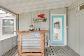 Cottage (3 Bedrooms) | Interior - Waterfront Cottage w/ Private Dock in Ocean Pines! (Berlin)