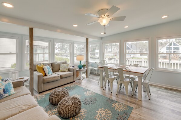 Cottage (3 Bedrooms) | Interior - Waterfront Cottage w/ Private Dock in Ocean Pines! (Berlin)