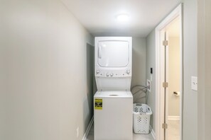 Nhà (3 Bedrooms) | Nội thất