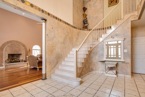 Villa (6 Bedrooms) | Interior