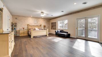 Villa (6 Bedrooms) | Interior