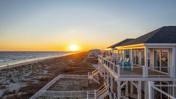 House (6 Bedrooms) | Interior