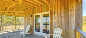 Riverfront Haven: Converted Barn w/ Deck in Aurora