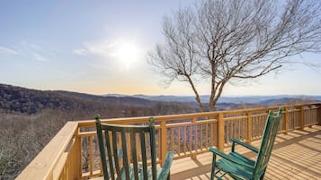 Apartment (0 Bedroom) | Front of property