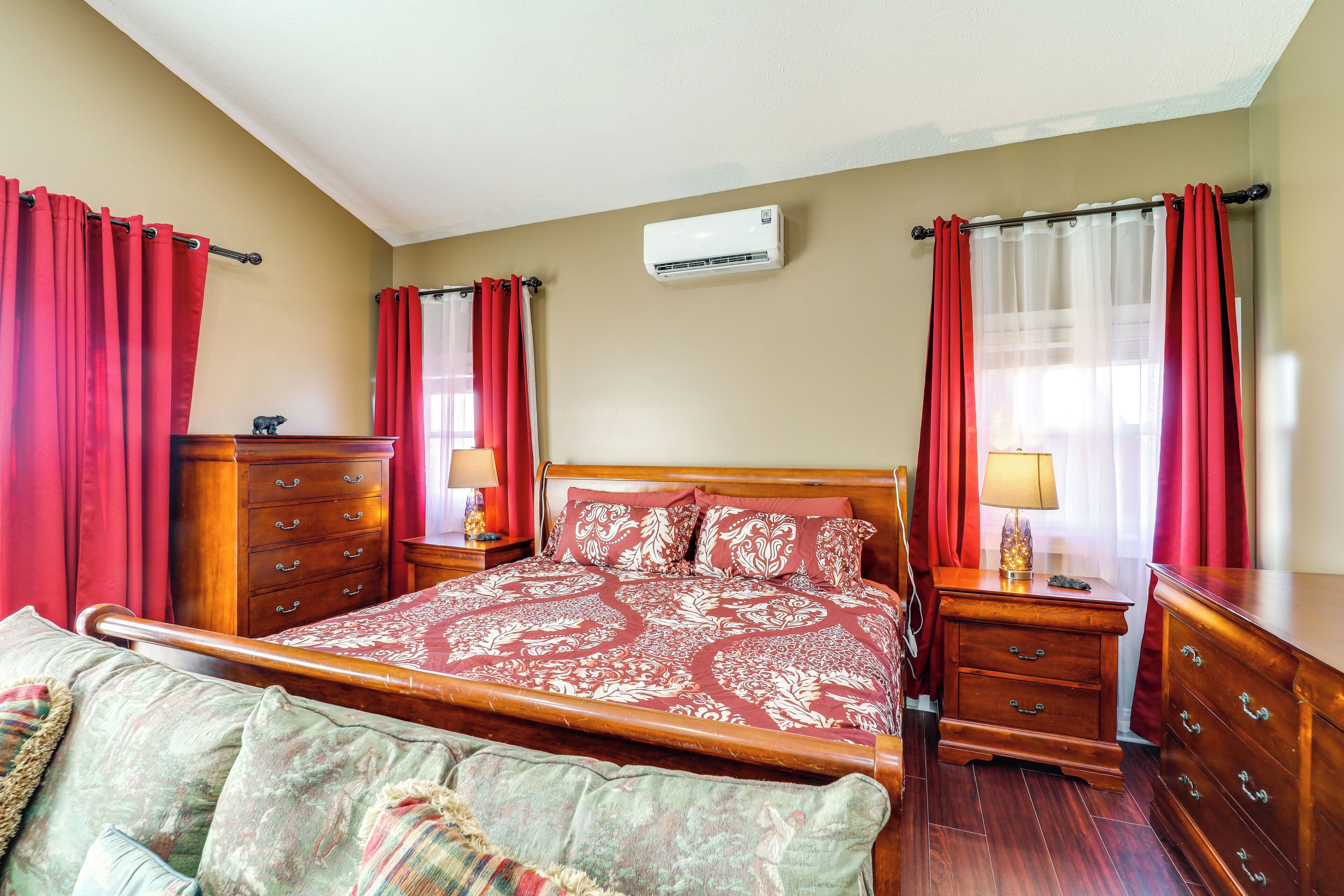 Apartment (0 Bedroom) | Interior