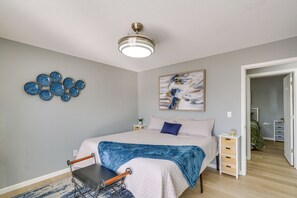 House (3 Bedrooms) | Interior - 3 Mi to the Lake: Rocky Mount Home w/ Water Views! (Rocky Mount)