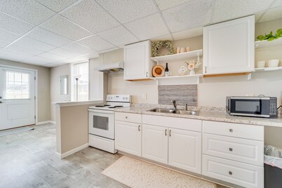 Mtn-view Studio: 18 Mi to Penn State!