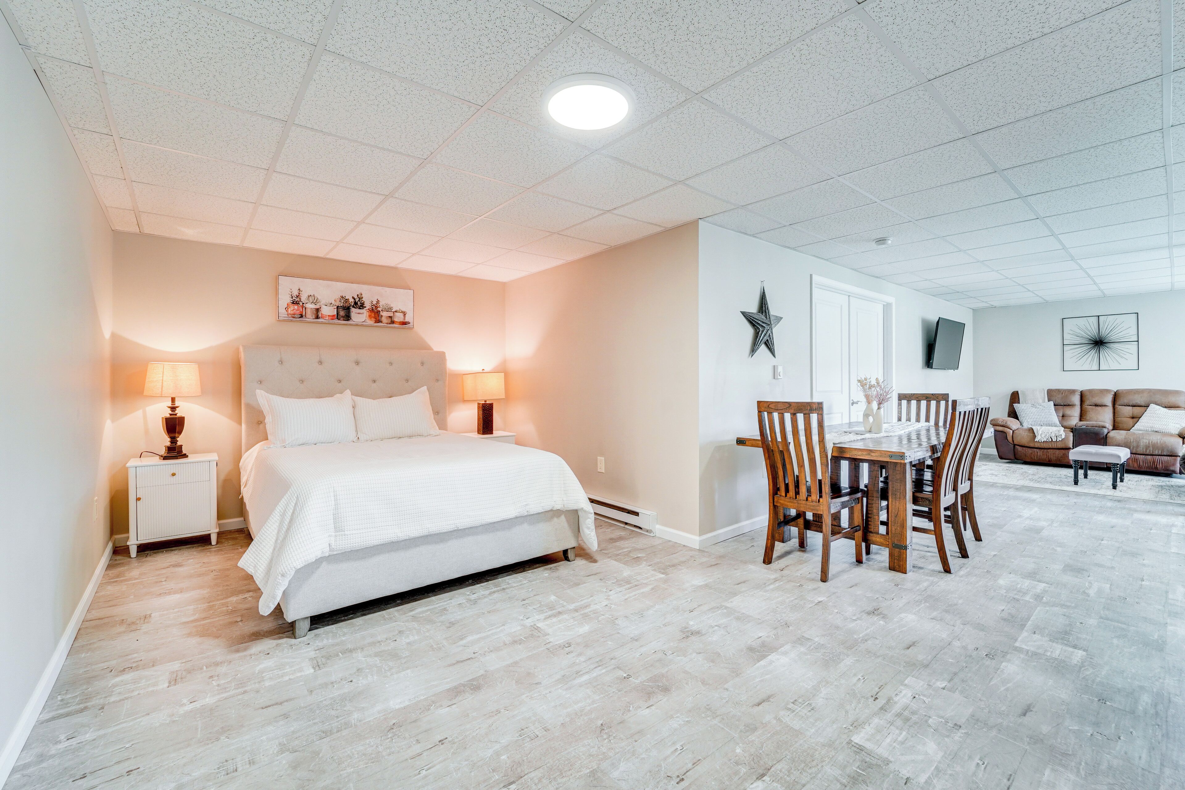 Apartment (0 Bedroom) | Interior