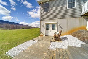 Apartment (0 Bedroom) | Interior - Mtn-view Studio: 18 Mi to Penn State! (Spring Mills)