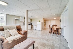 Apartment (0 Bedroom) | Interior