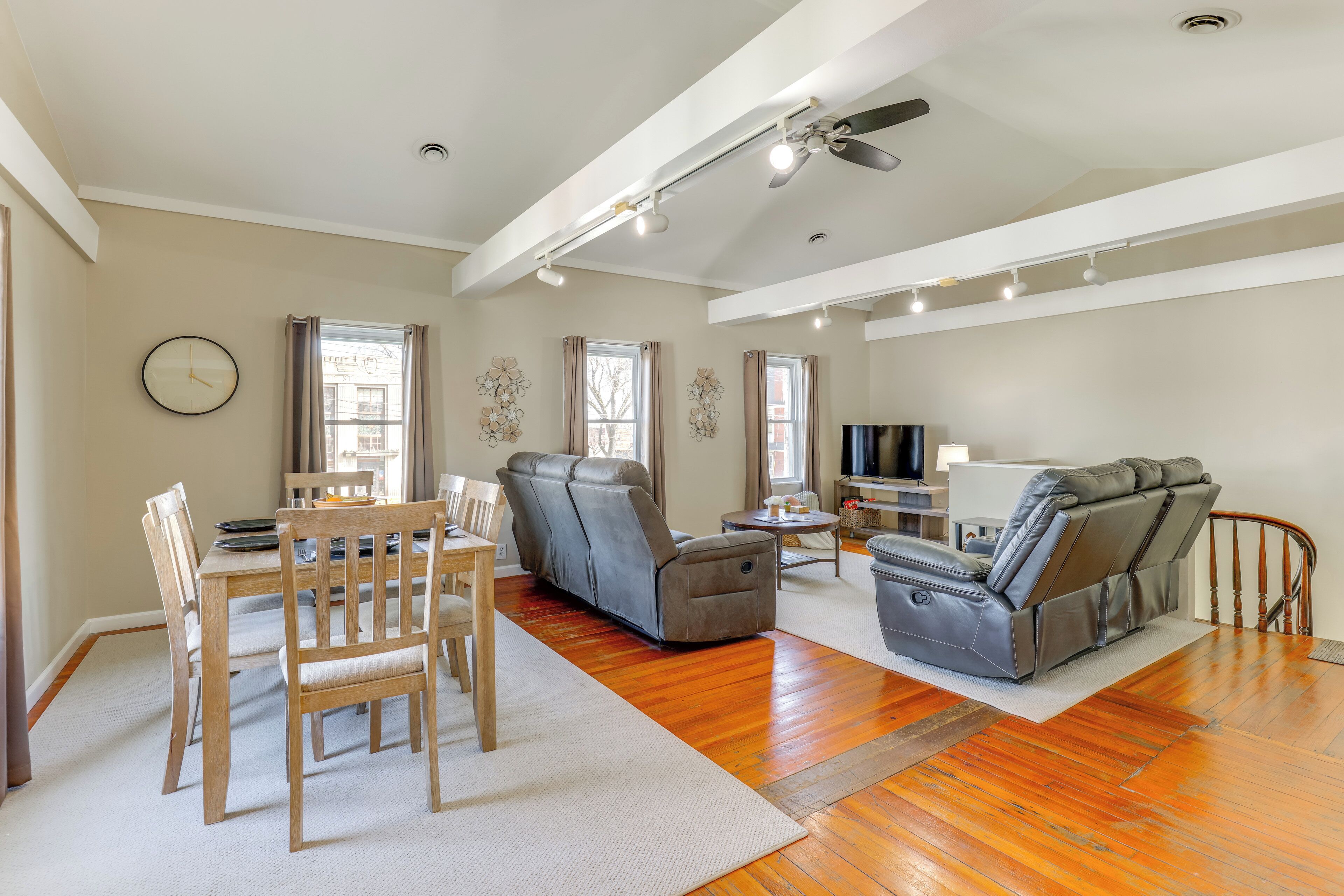 Apartment (2 Bedrooms) | Front of property