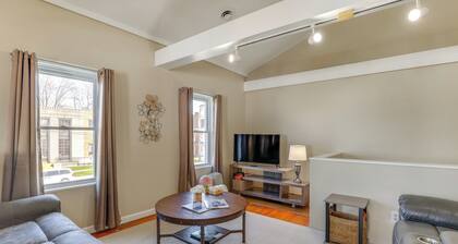 1 Block to Dtwn Seneca Falls: Apartment w/ Yard!