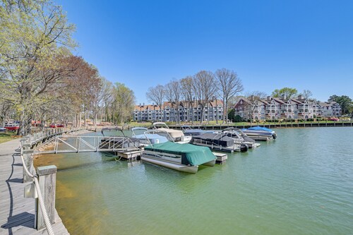 Waterfront Lake Norman Retreat w/ Pool Access!