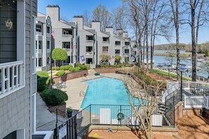 Interior - Waterfront Lake Norman Retreat w/ Pool Access! (Davidson)