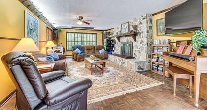 Lakefront Apt w/ Canoes in Inverness!