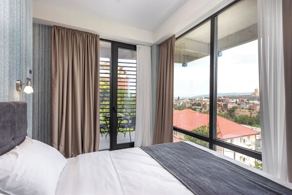 Standard Double Room, Balcony, City View | 1 bedroom, premium bedding, in-room safe, blackout drapes