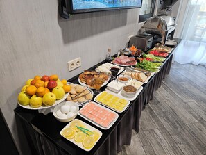 Tägliches inbegriffenes Frühstücksbuffet