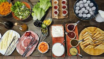 Desayuno buffet incluido todos los días