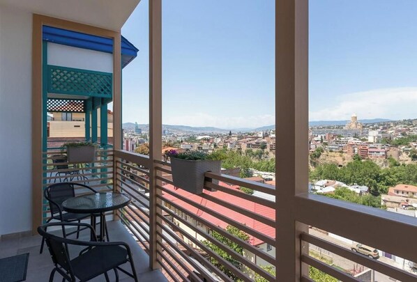 Superior-Doppelzimmer, Balkon, Stadtblick | Balkon