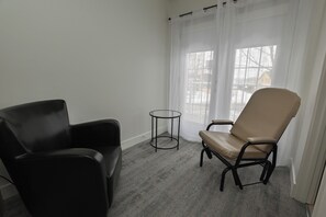 Deluxe Double Room, Balcony | Living area