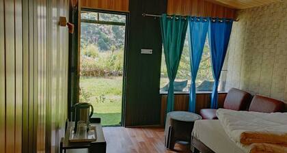 Jayara Resort And Cafe