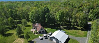 The Farmhouse At Aura Orchards