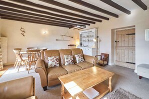 TV, fireplace, DVD player, offices