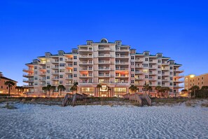 Exterior - Direct Beach, Resort, Gym & Pool - 101B Seabreeze (Destin)