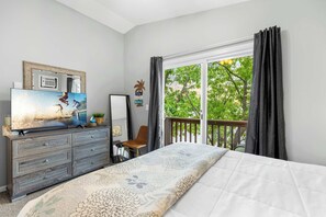 4 bedrooms, iron/ironing board, travel cot, WiFi