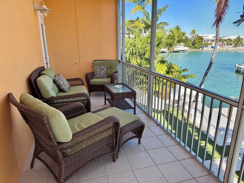 3-bedroom, 3-bath Canal front home with private pool in Islamorada, Florida Keys