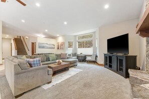 House, 4 Bedrooms | Living area - Hch0946 - Angora Retreat 4 Bedroom Home (South Lake Tahoe)