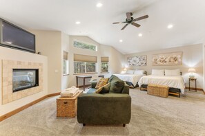 House, 4 Bedrooms | 4 bedrooms, free WiFi - Hch0946 - Angora Retreat 4 Bedroom Home (South Lake Tahoe)