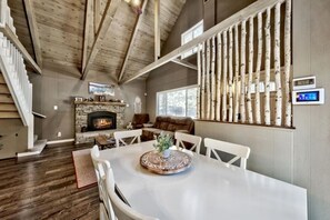 Cabana, 3 dormitoris | Interior