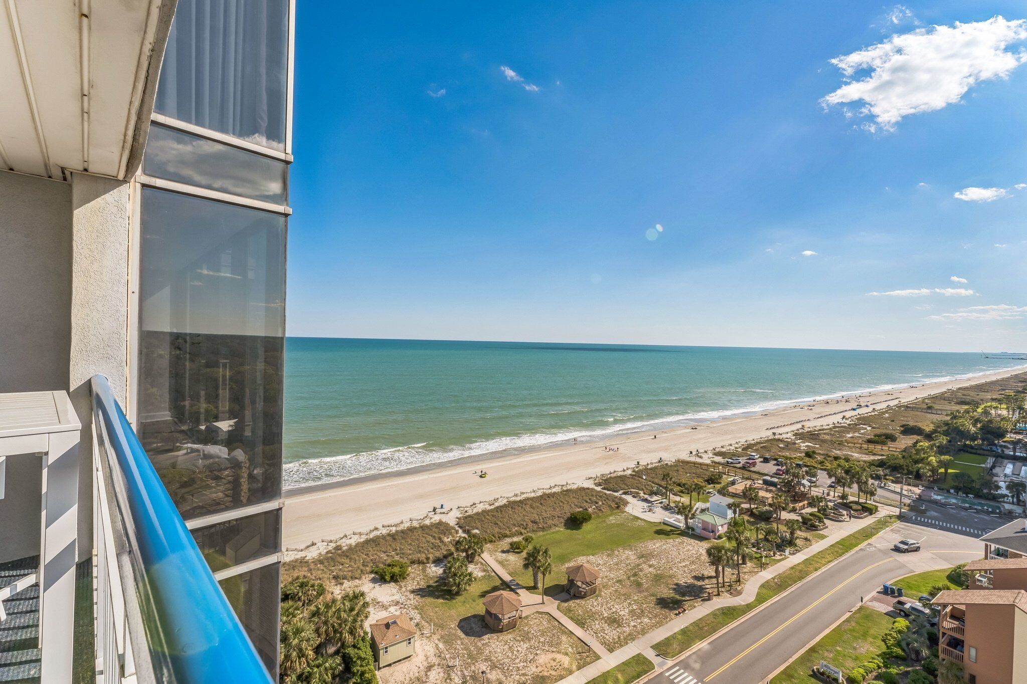 Condo, 3 Bedrooms | Property grounds