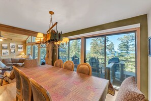 House, 4 Bedrooms | Interior