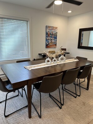 Condo, 3 Bedrooms | Dining