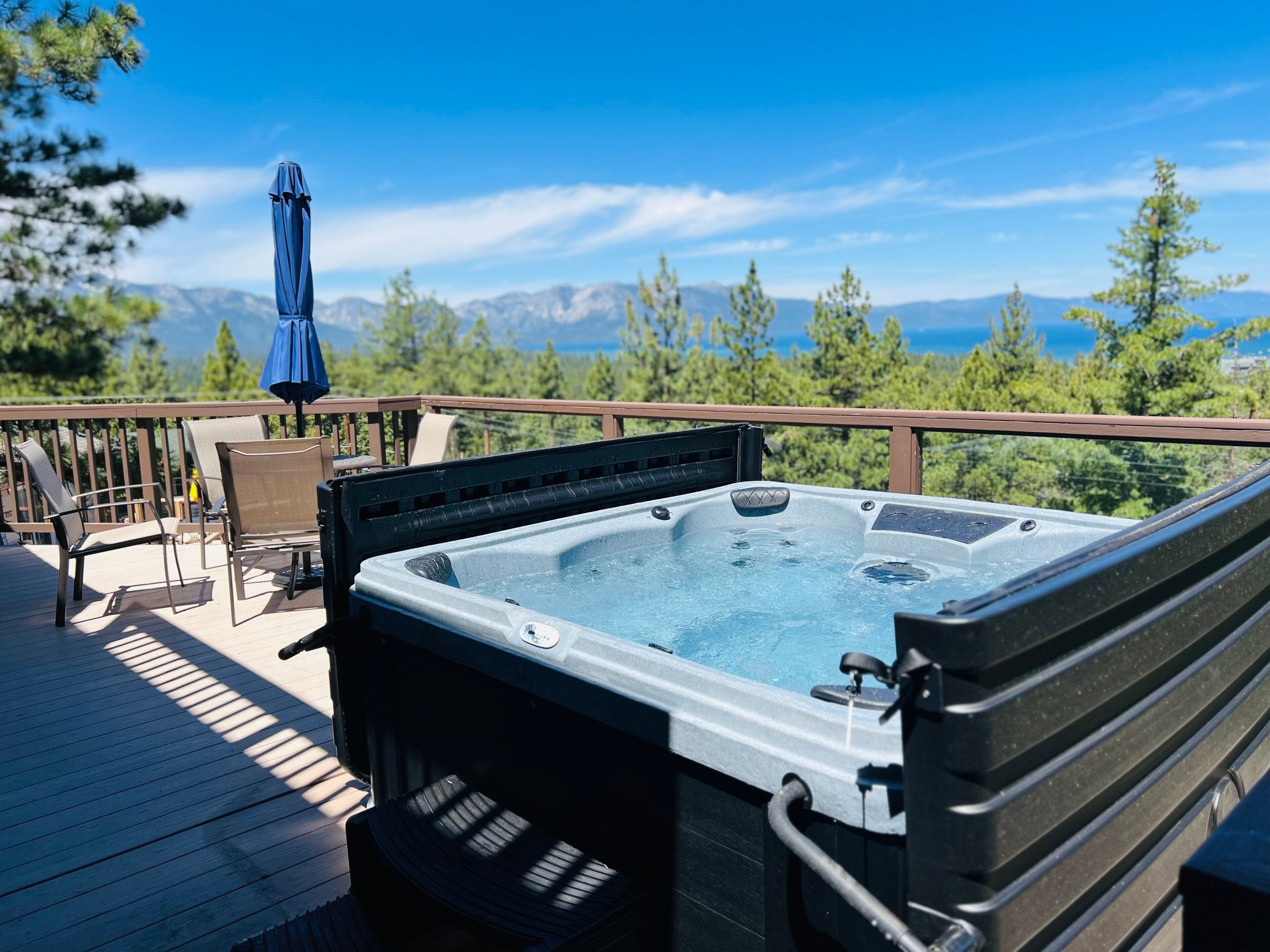 Maison, 5 chambres | Bain à remous extérieur
