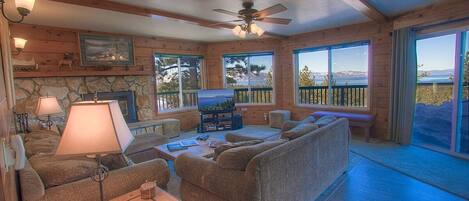 Casa, 5 habitaciones | Área de sala de estar