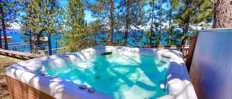 مغطس سبا خارجي