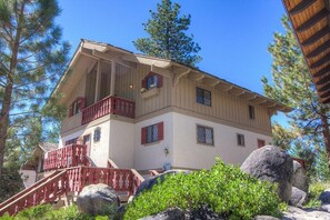 House, 4 Bedrooms | Exterior