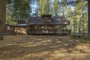 House, 4 Bedrooms | Exterior