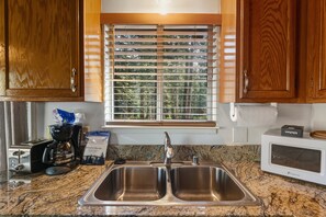 House, 4 Bedrooms | Interior